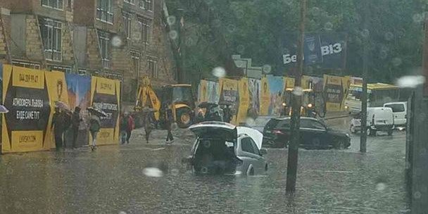 DAvrZroUMAAKe_v.jpg:large