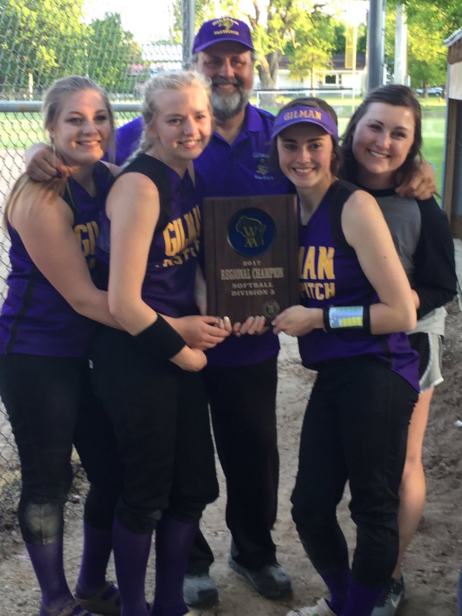 olson_05's tweet photo. @brywegter #GilmanPride #PirateFastpitch #RegionalChamps https://t.co/zrDhuRkMnX