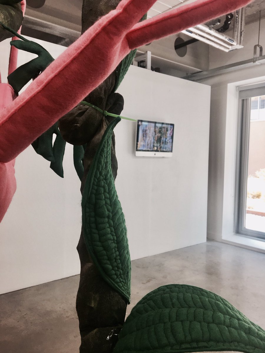 DMicrowave's tweet photo. 6 hours 45 minutes to go until the private opening night! Hope you're all excited as we are!!!!! 🍸🍸🍸🍸🥂🥂🥂🍻🍻🍻 https://t.co/R17wt5bOc9
