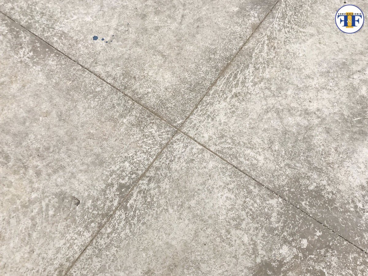 ConstsFF's tweet image. Las juntas en una losa o pavimento de concreto tiene como finalidad permitir los movimientos del concreto y evitar las fisuras irregulares.