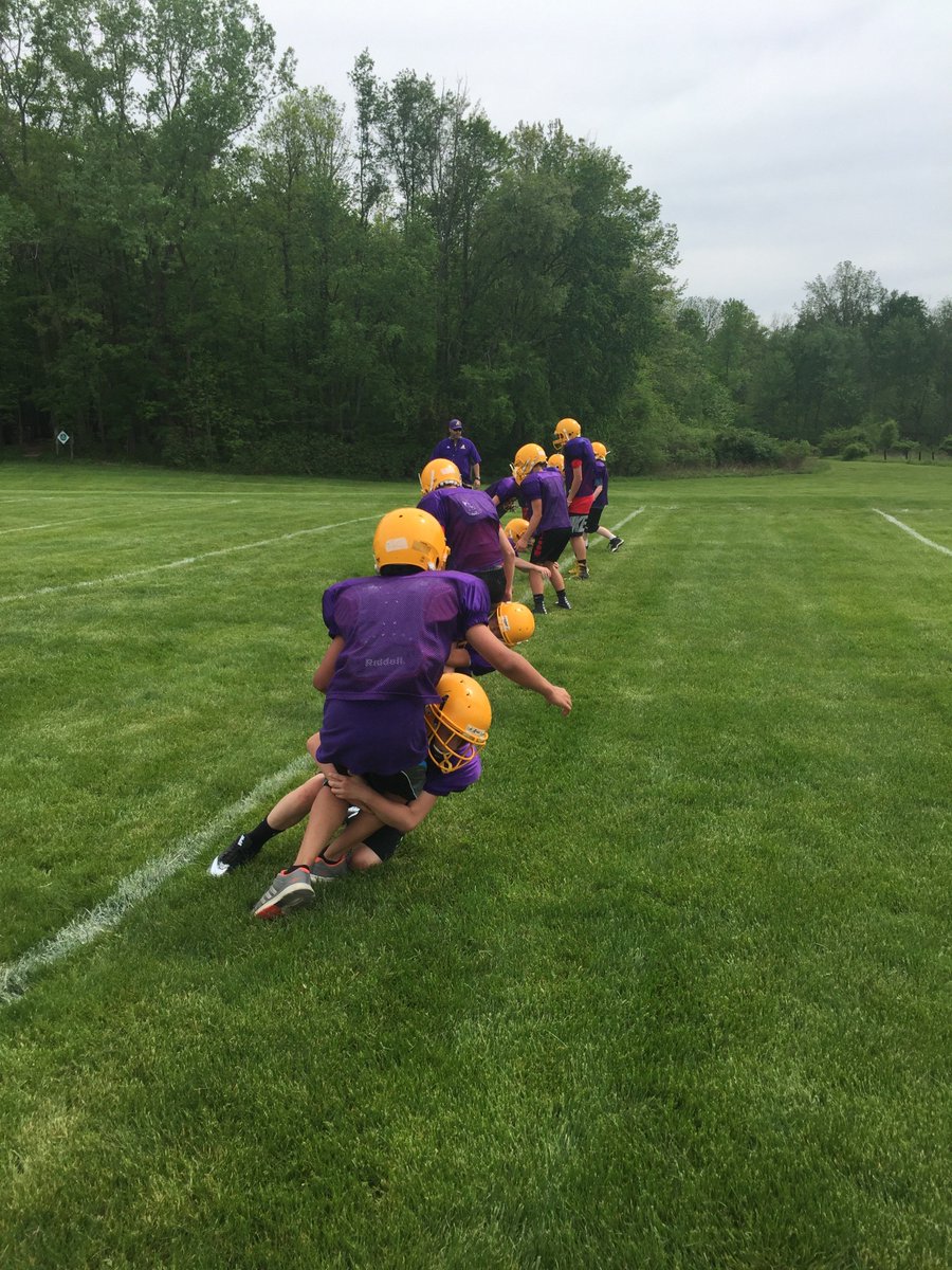 AngolaFootball's tweet photo. Finished MS Camp @ Trine U. Awesome 2 weeks! FB future is bright. Coachable, hard-working, athletes! Thanks TD Club for sponsoring. #APride https://t.co/HiNHzPL7tV