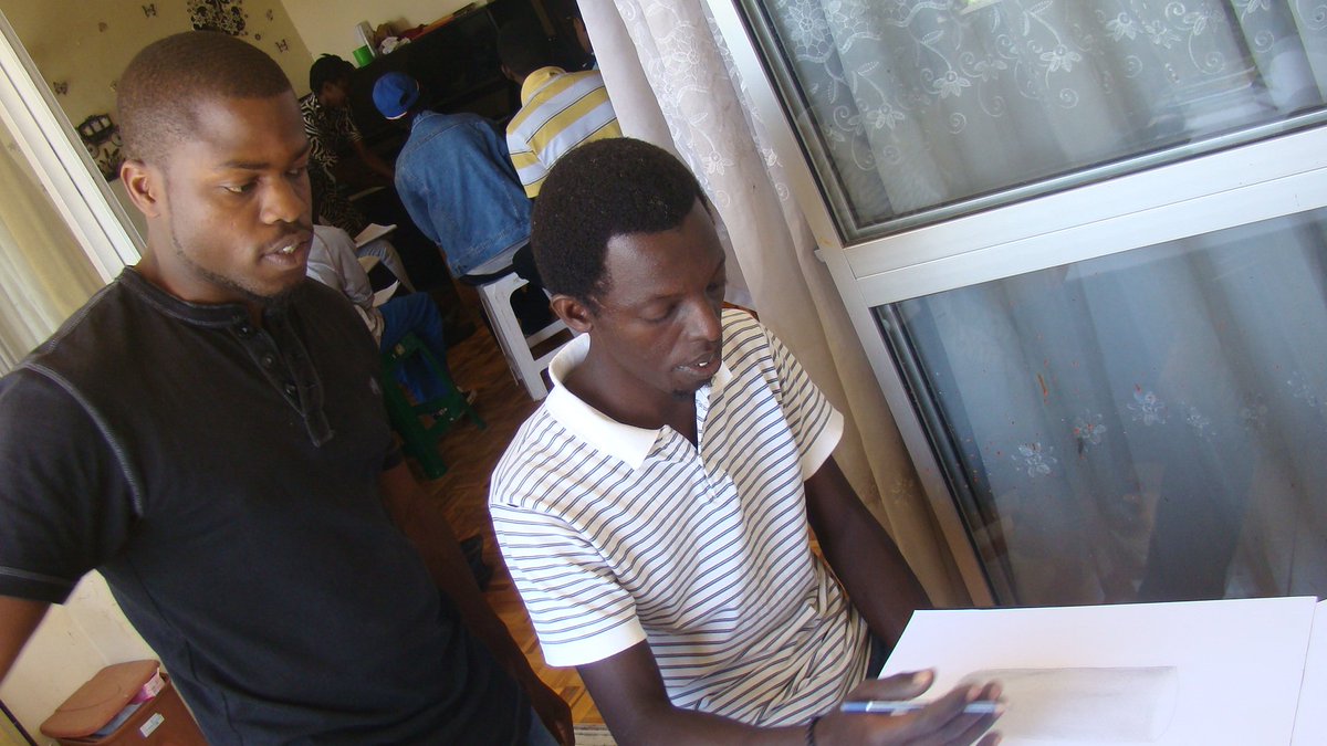 ArtporiumKe's tweet photo. #SketchingClass @ArtivHub @drckenya #TalentDevelopmentKE https://t.co/SQhJLg5faq