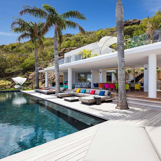 thetravelnews's tweet photo. Reposting @defyner:
Villa Utopic, Saint  Barthélemy.  #defyner #defininglife #definingluxury #lifestyle #travelgram  #wanderlust #luxury https://t.co/kmT3Sx6H7i