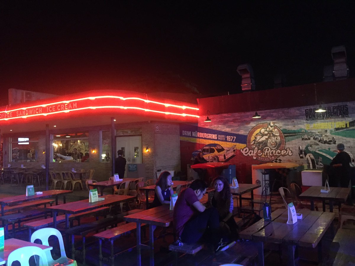 MaRCs03's tweet image. Cafe Racer for #SmartSpots here in Cebu...