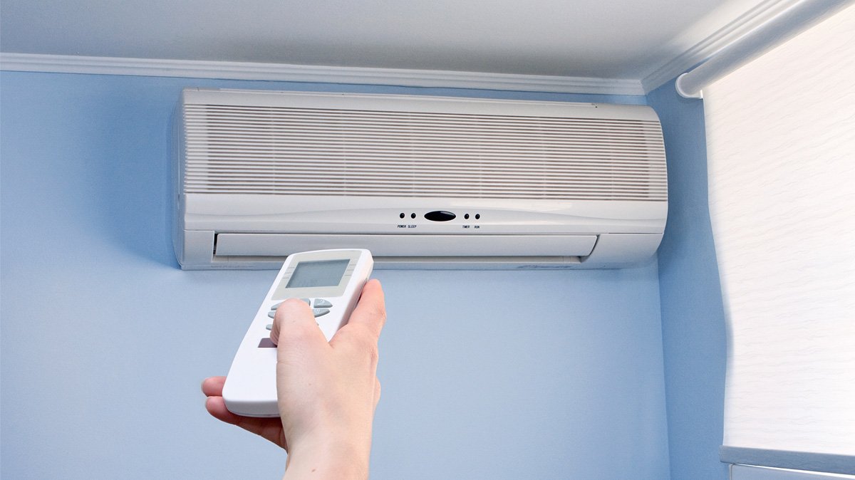 LoftworldLtd's tweet photo. Should You Install Air Conditioning in a #LoftConversion? https://t.co/aJ8yOgUCni https://t.co/OVUJKNv5PS