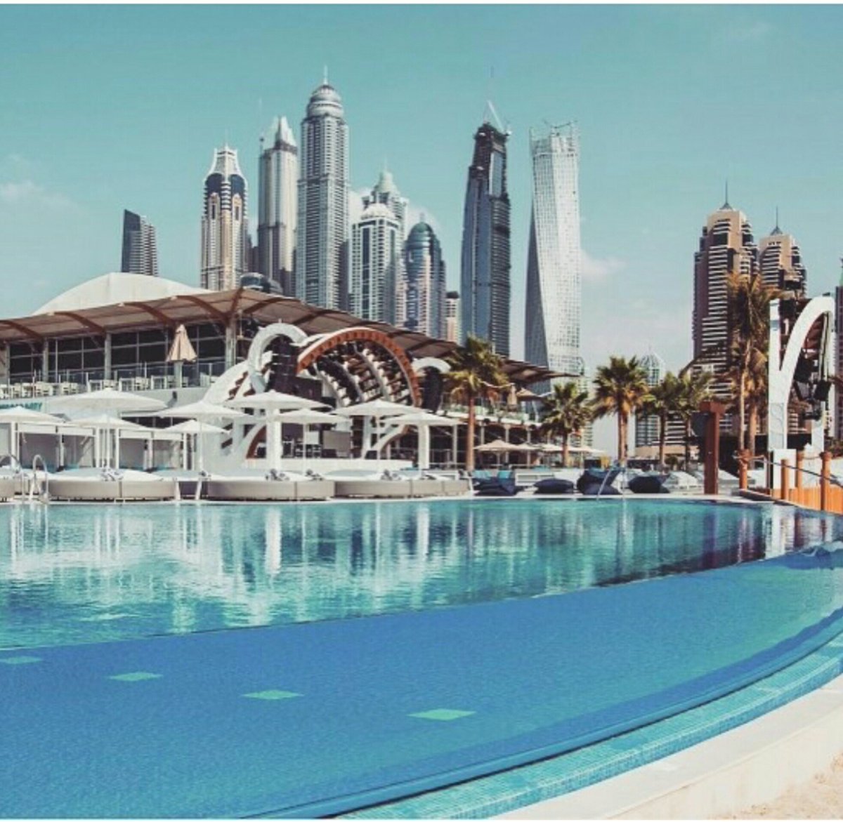 We wish everyone a Happy Friday! ♡ 
#events #UAE🇦🇪 #manpowersupply #club #hotel #follorforfollow #followus ❤️