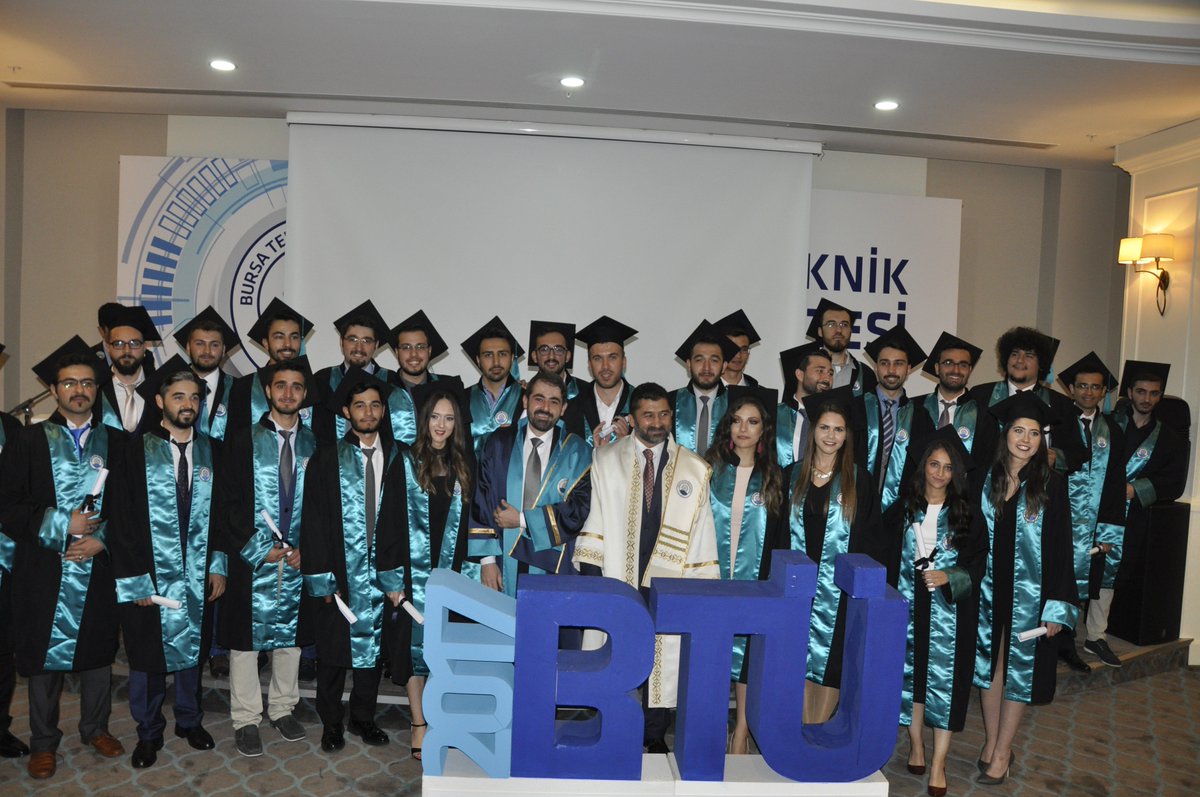 BTÜ 2.Mezunlarını Verdi