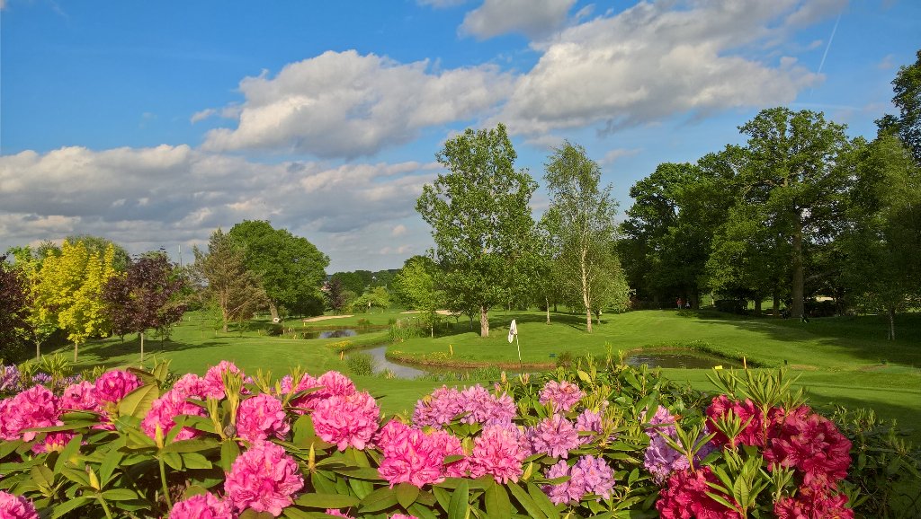 NailcoteHall's tweet photo. Come &amp; enjoy #warwickshire's answer 2 the #par3 @ Augusta #golf4all play &amp;stay at the Hall 📞02476466174 #golfchat https://t.co/MKx6SErxSU