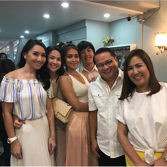 _missbeatriz_'s tweet photo. Gandang Lahi. I cri 😭😍 https://t.co/NaY6CeLd8S