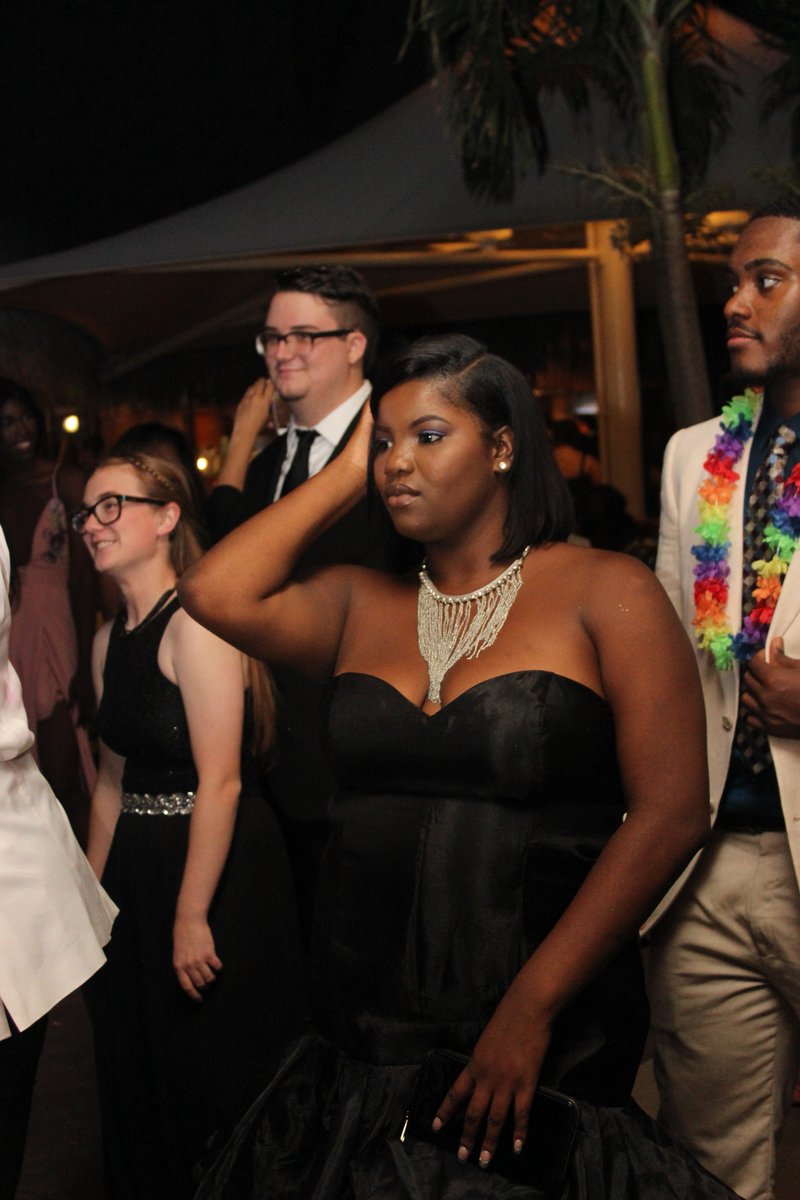 EdgewaterYBK's tweet photo. Flashback Friday to this year's #Polynesian themed #prom2017! Everyone looked amazing @Seaworld #ehsprom #ehsyearbook https://t.co/Je6wWeNWen