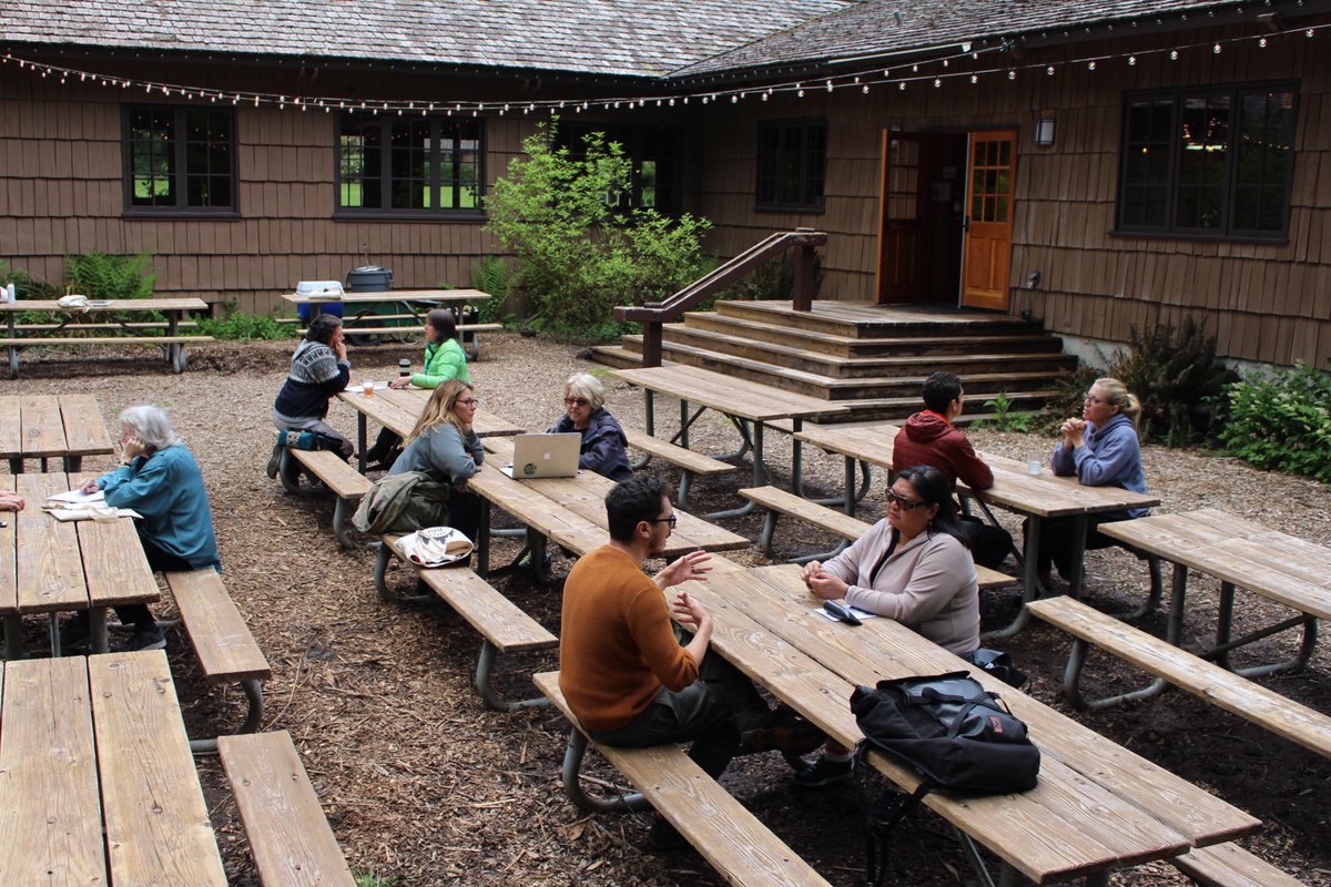 ORDocCamp's tweet photo. @ORDocCamp offers speed dating with all of our speakers, 10 min. convos with each speaker! @IDAorg #kateamend https://t.co/WSVmjsT2Dm