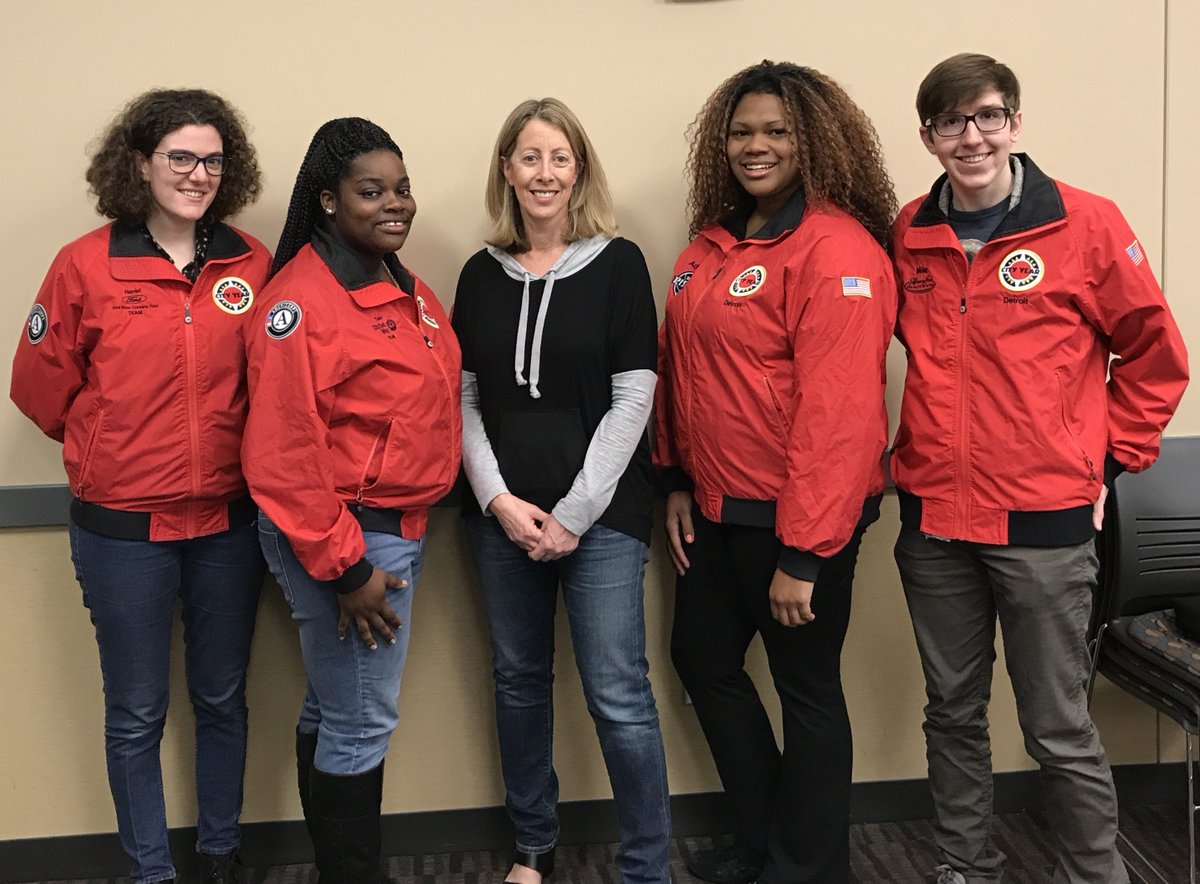 REDICO_CRE's tweet image. We are proud to host the @CityYear corp members and staff for their year-end meeting.