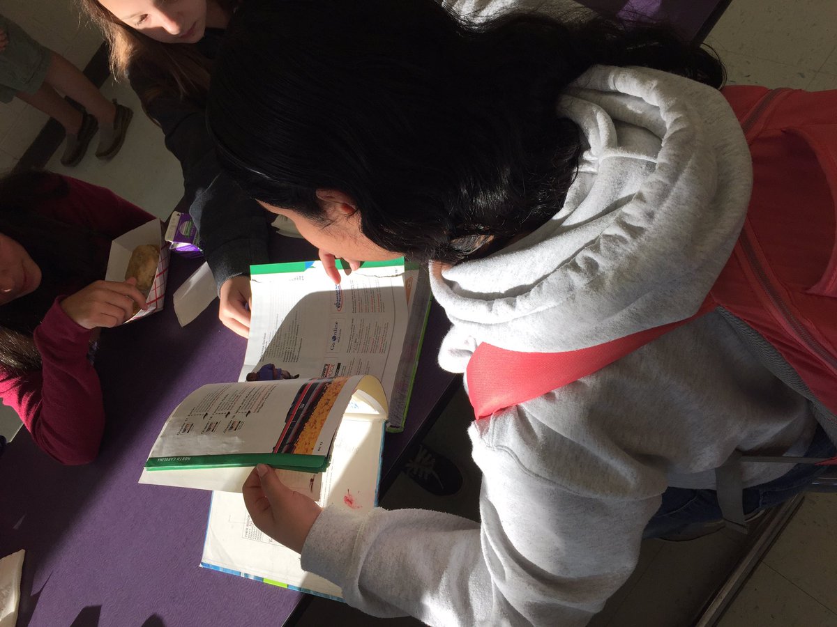 CMSRAMSAP's tweet photo. Last minute look through the science book. That's 212! https://t.co/p4XgpHMaWo