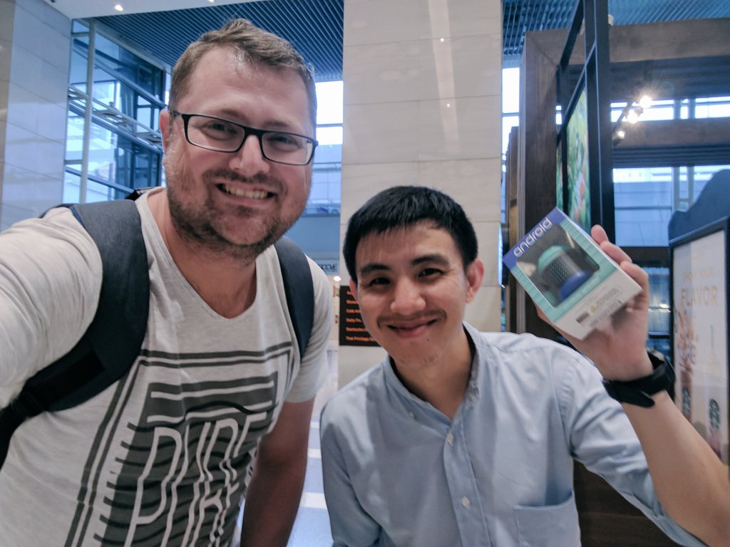 Jirawatee's tweet image. Finally I got it even though I didn't go there. Thank you very much @LeonidOlevsky  #AndroidFigure #IO17