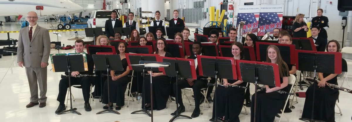 RichardHolod's tweet photo. The RCK Wind Ensemble sending off our veterans on Honor Flight #16 at Westchester County Airport. https://t.co/SykzC2UOEk