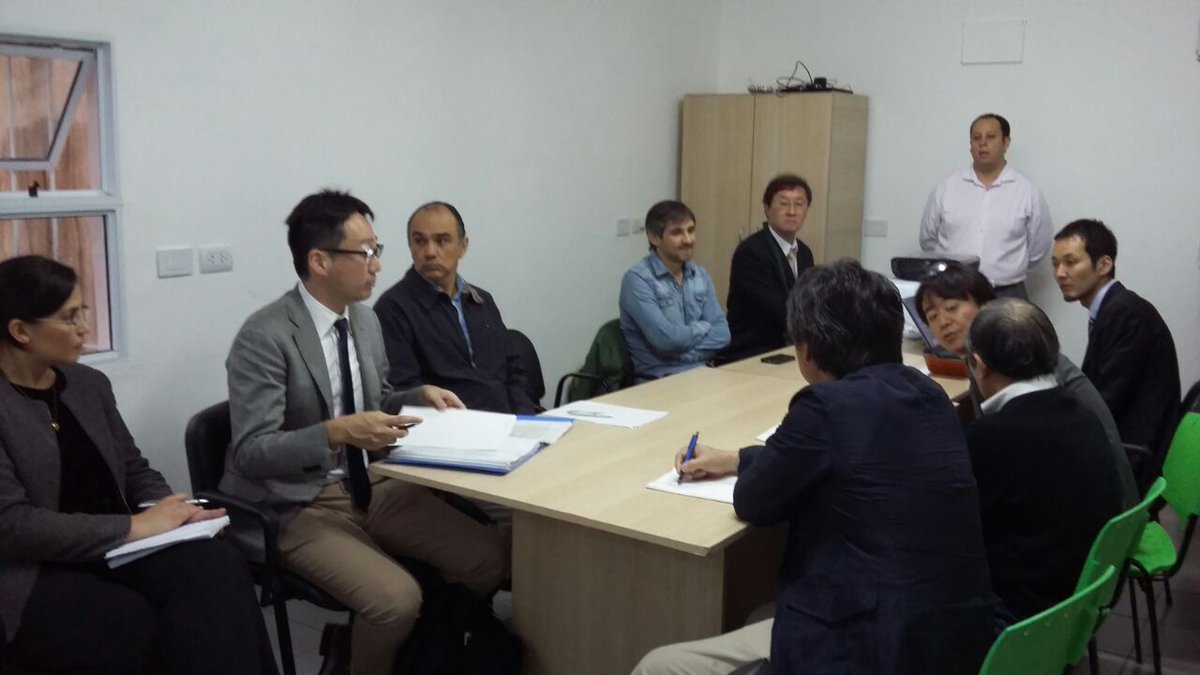 RedTGINTI's tweet photo. #RedTGINTI Comenzamos la jornada por el proyecto Kaizen con representantes de  #JICA en INTI Corrientes. @RedTGINTI @INTIargentina https://t.co/cNEBfXo9PG