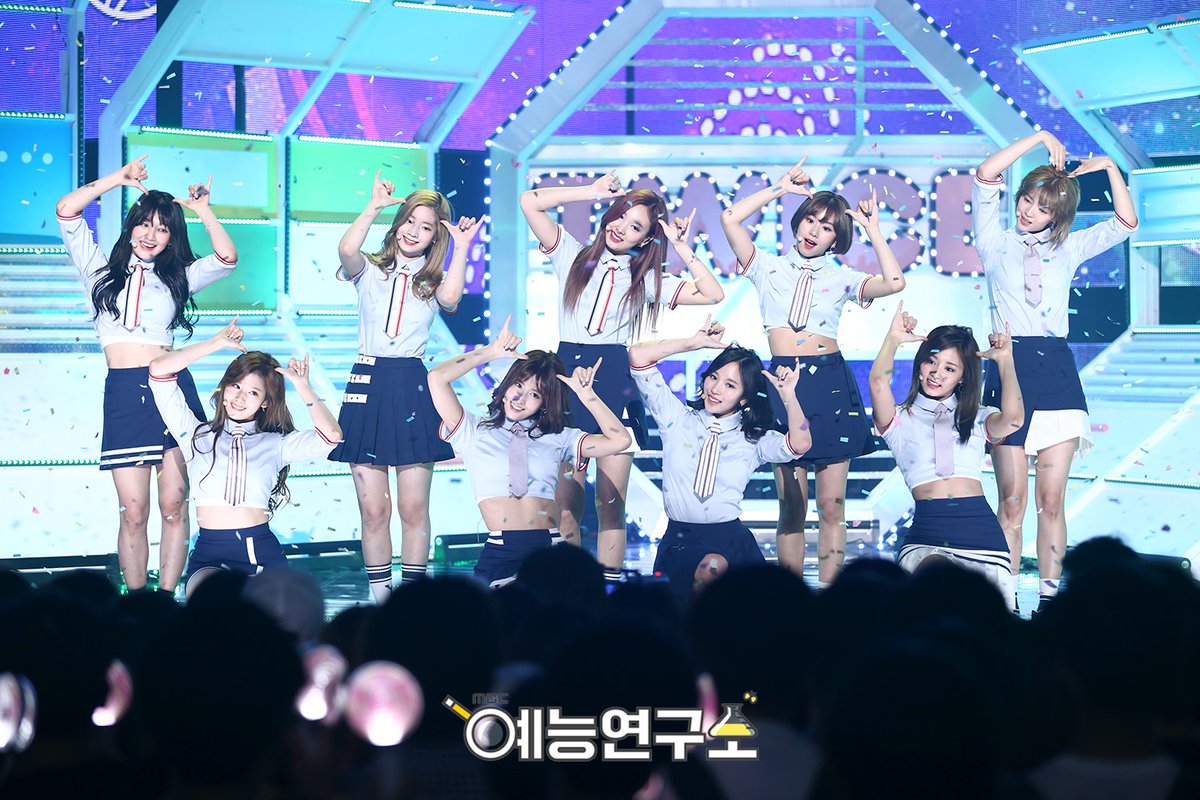 TaeJeong1201's tweet photo. 170524 수요일 쇼챔피언🏆
170525 목요일 엠카운트다운🏆

#SIGNAL2ndwin https://t.co/edCKNjSmub