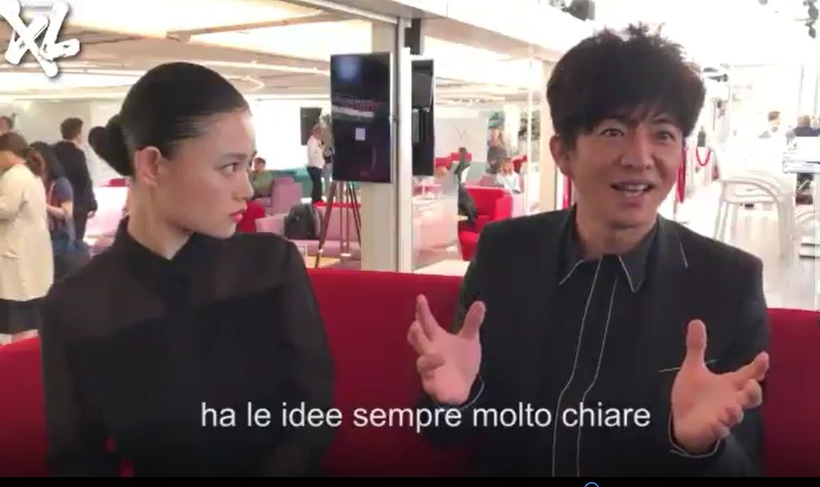 Hamana No Twitter 酷過ぎる誹謗中傷浴びても 人を信じてる 無限の住人 全国で沢山の地方番組雑誌取材 誰にでも誠実に楽しくコミュニケーションし盛り立てる カンヌ国際映画祭 各国の取材相手と時に英語で懸命にコミュニケーションする どこでも大物ぶったり カッコ