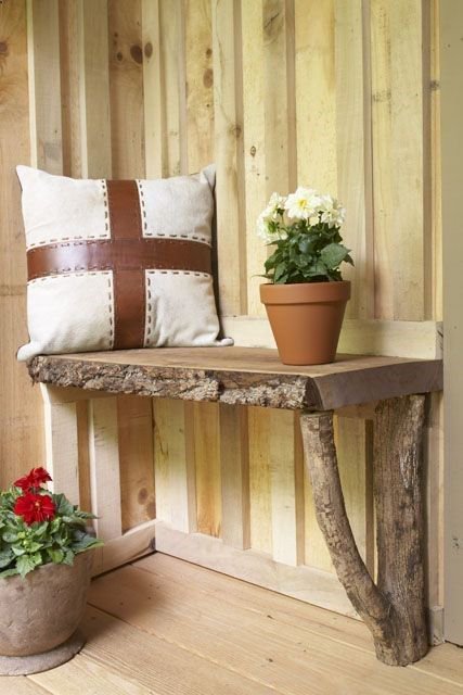 WolfgangDevelop's tweet photo. Back door bench made from scrap lumber and supported by a branch. Do you like it? https://t.co/Wa94Nu2eRZ