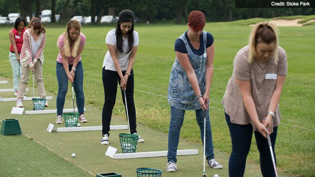 FINAL opportunity to take advantage of FREE golf taster sessions this #BankHolidayWeekend
BOOK: bit.ly/2oGT8J2
#GirlsGetGolfing