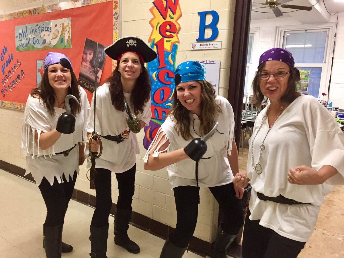 Mrs_Conover's tweet photo. #FlashbackFriday to @berrywarriors56 TLAP Day! Can't wait to hear @burgessdave today at @LCS_BC! #beaswimmer #learningneverstops https://t.co/vWNmnyAWX0