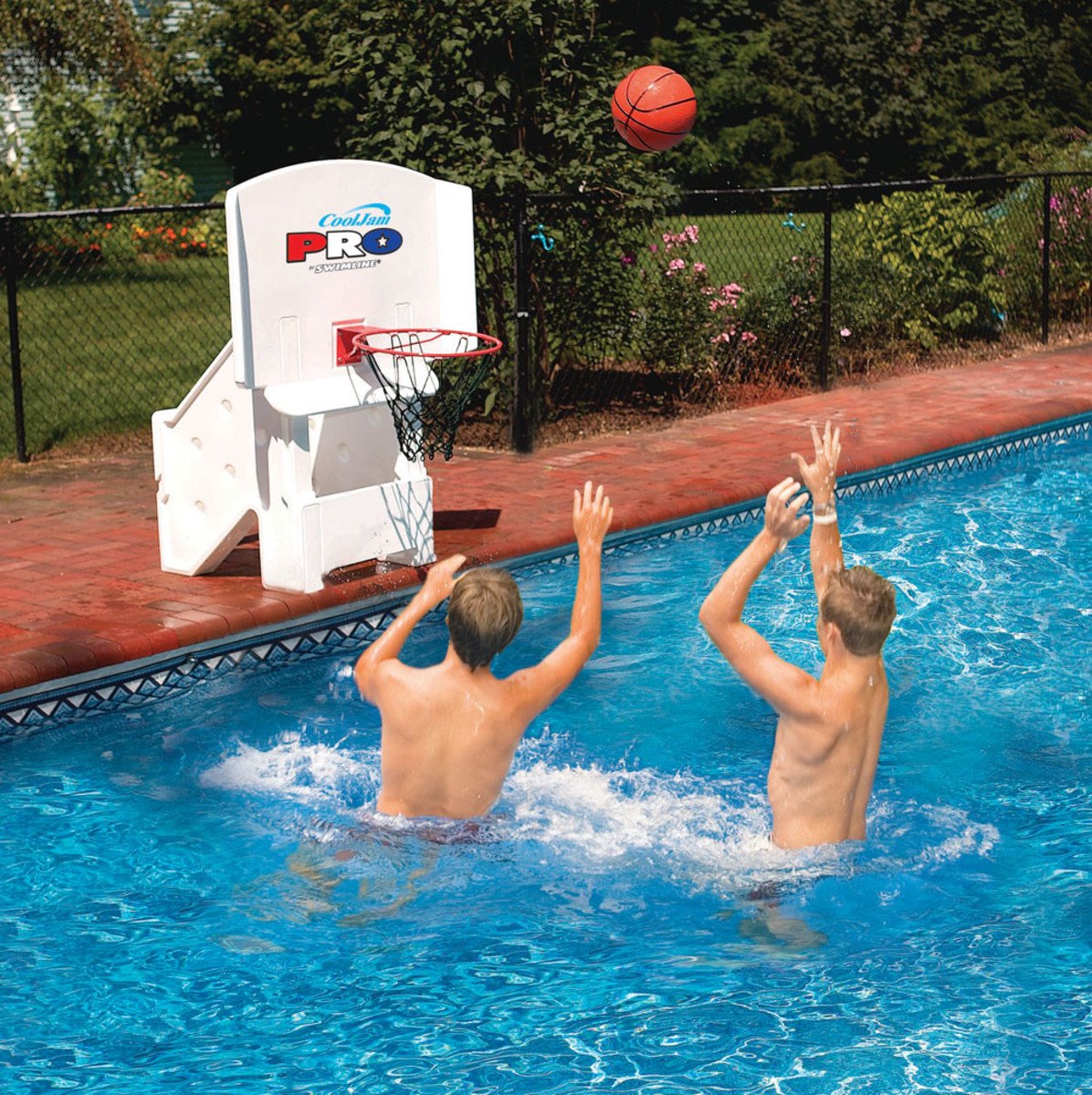 SplashCenter's tweet image. The Swimline Cool Jam Pro Super Wide Is a Commercial quality poolside basketball hoop at a customer-friendly price 
splashsupercenter.com/Swimline-Cool-…