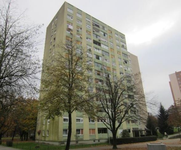 #drazba Stanovanje (43,71m2), Jakčeva 8, Ljubljana. Izklicna cena = 77.000 €. izklicna-cena.net/dvosobno-stano…