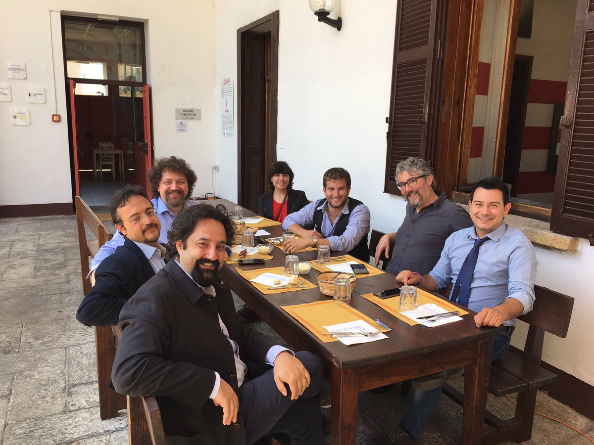 Piersoft's tweet photo. @PaoloVerri @Matera2019 @joseph_grima @rita_orlando @raffapontra @quentinatara @emmcurti @stefi_idlab @SassiLive @Trmtv @rep_bari @serafinopaterno @FedeleCongedo @diritto2punto0 è l'unione che fa la forza... e il cambiamento #verbaniainnova @oscarbadoino @FedeleCongedo @akamasensei @marcotartari https://t.co/HgACB6aHyG