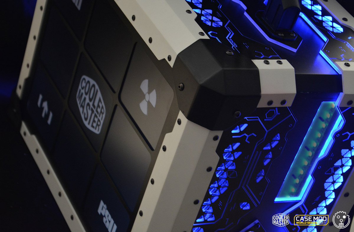 CoolerMaster's tweet photo. Imagine showing up to a LAN party with this mod. MKTRX AMMO 315 by OGS is the 25th anniversary winner for the CMWS. https://t.co/CbrGBcUWdu https://t.co/xpdmOsnUth
