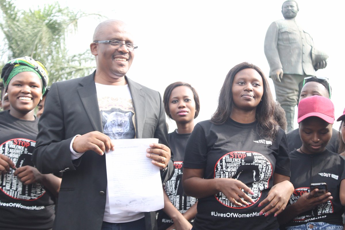 Invotechdbn's tweet image. Comrade Mlungisi Ntombela from the mayor's office after signing memorandum #DUTSRC #InvoTechCares #StopTheWaronWomenBodies