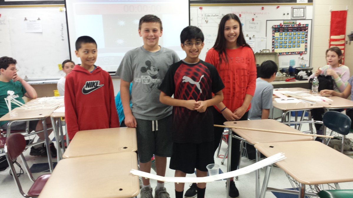 DDEMathAir's tweet photo. Success!  Their bridge held the most pennies. :)  #STEAM #teamwork https://t.co/P2tMDLlhfK