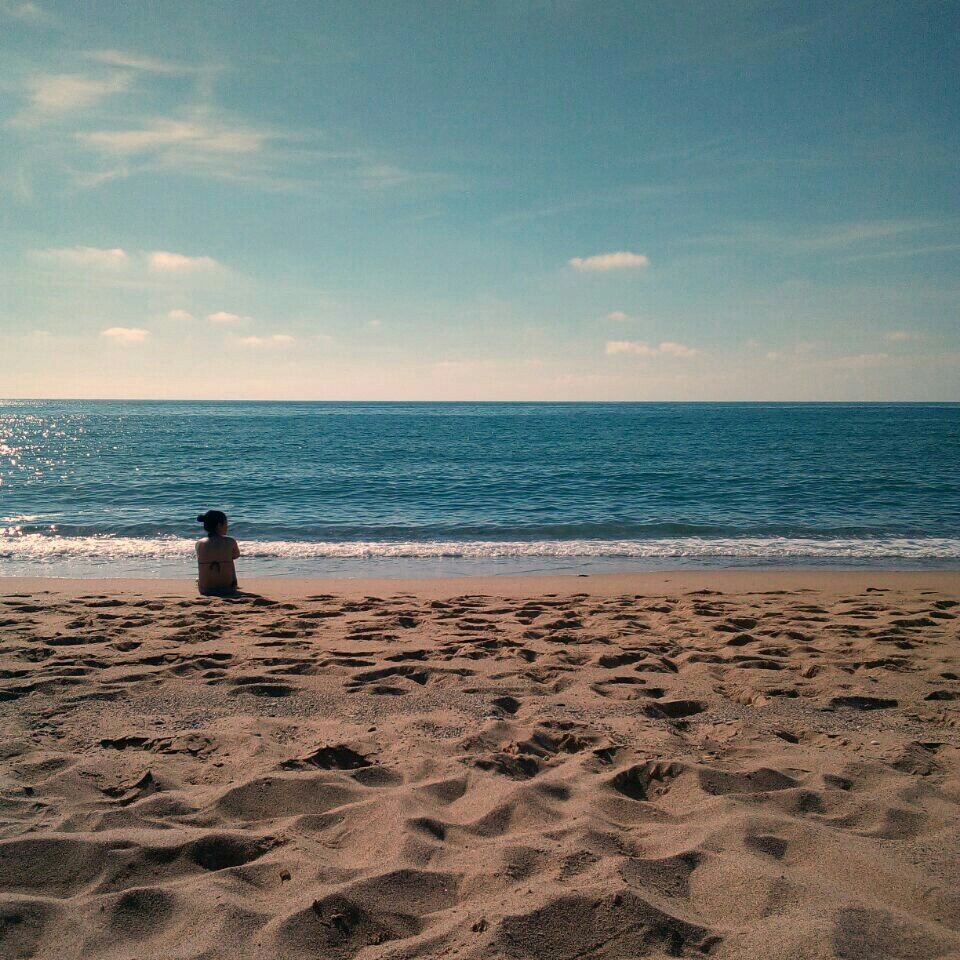 Mindy_Andu's tweet photo. #NewProfilePic #firstdayofsunbathing #Piscinas #CostaVerde #Sardinia https://t.co/BD4mGhusdA