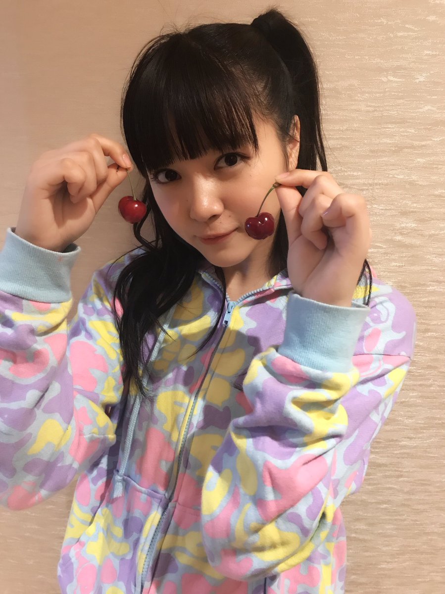りったん大好きbot Mステに出てた私立恵比寿中学の ハーフツインの世界一かわいい女の子 中山莉子 といいます りったんって呼んでください ちょっと不器用で天然なところはありますが めちゃくちゃ良い子です 気になったら調べてみて下さい エビ中