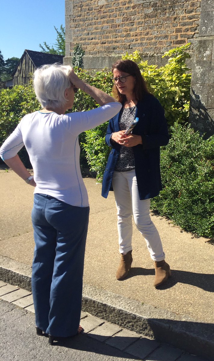 FredSicot's tweet photo. Ce matin à #Dingé, #Lanrigan &amp; #Québriac avec @LMaillart. À l'écoute de demandes légitimes de territoires trop souvent ignorés...
#Circo3502 https://t.co/1MhuFEK39c
