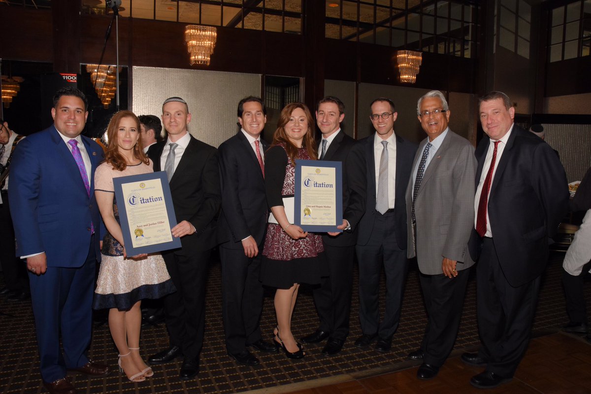 ANTHONYDESPO's tweet photo. A hearty mazel tov to those honored by the #YoungIsrael of #NorthWoodmere - committed to the #FiveTowns & @HempsteadTown community! https://t.co/tUn2ZeHl8F
