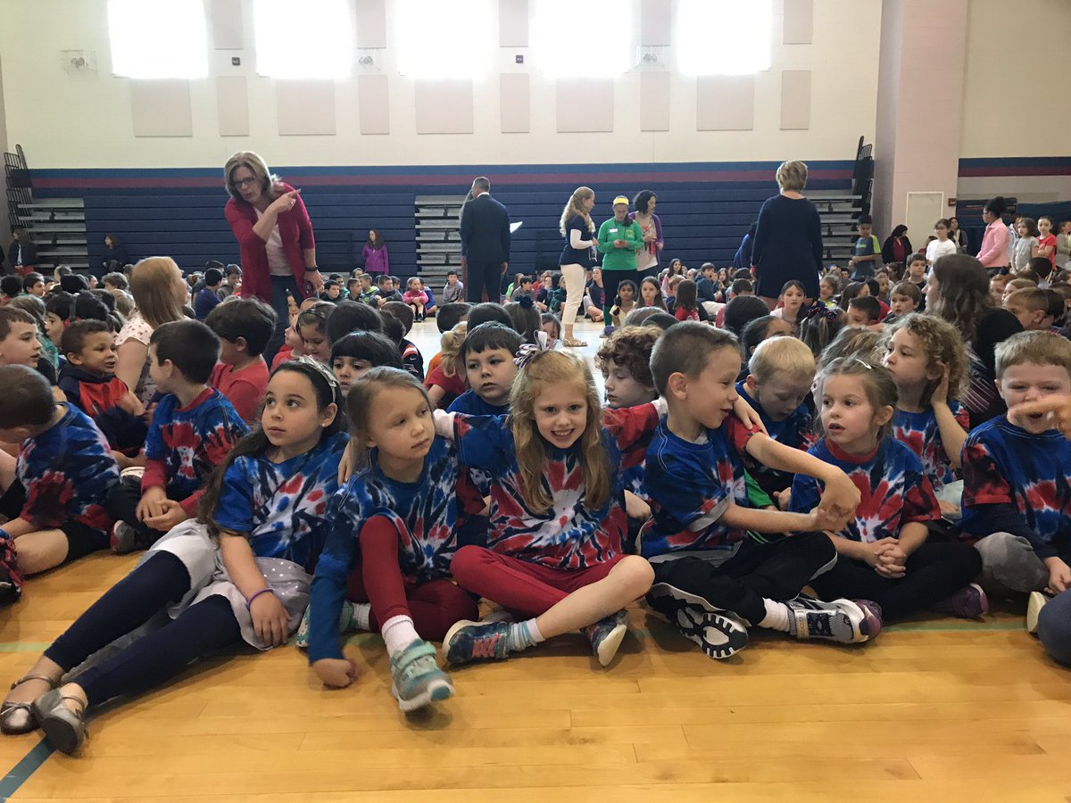 WrenthamPS's tweet photo. @DelaneySchool @RoderickSchool https://t.co/yiV59yXmc1