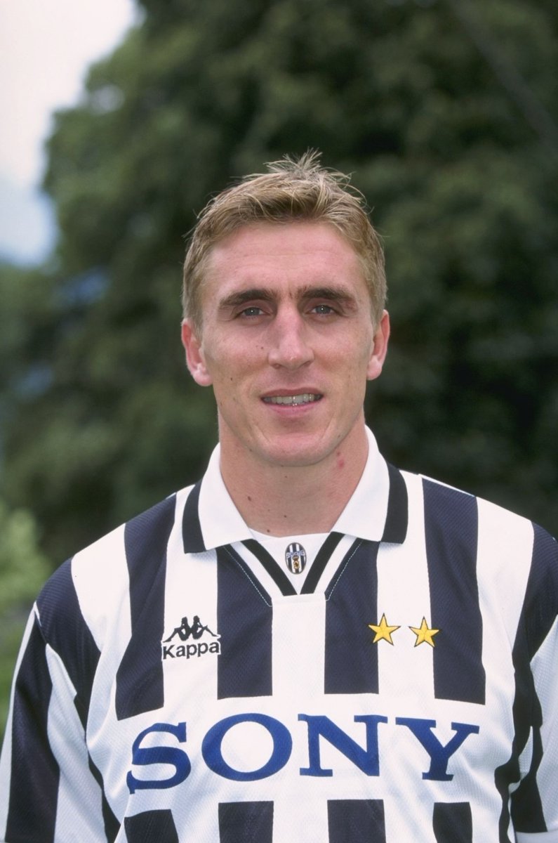 ChampionsLeague's tweet photo. Juventus 1996/97. 

#FlashbackFriday #UCLfinal https://t.co/Twce9KMEJn