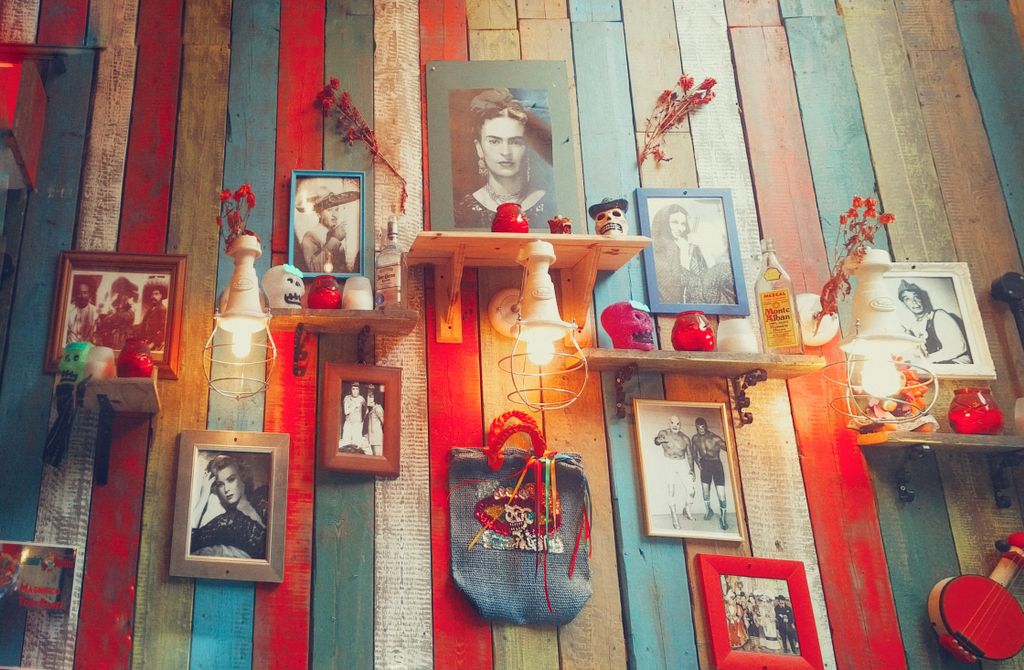 CasaMexicaEats's tweet photo. Bask yourself in Mexican history at #ChesterSt #Manchester #GoLocoPanchos https://t.co/2zUsTHOtU6