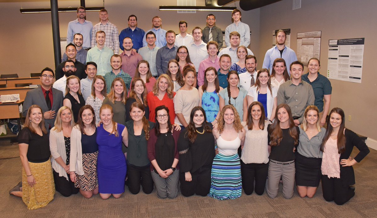 FPURavenFlash's tweet photo. Our Doctor of Physical Therapy program Class of 2018 after their pinning last night at our Manchester Center. https://t.co/khwZ612ZMz