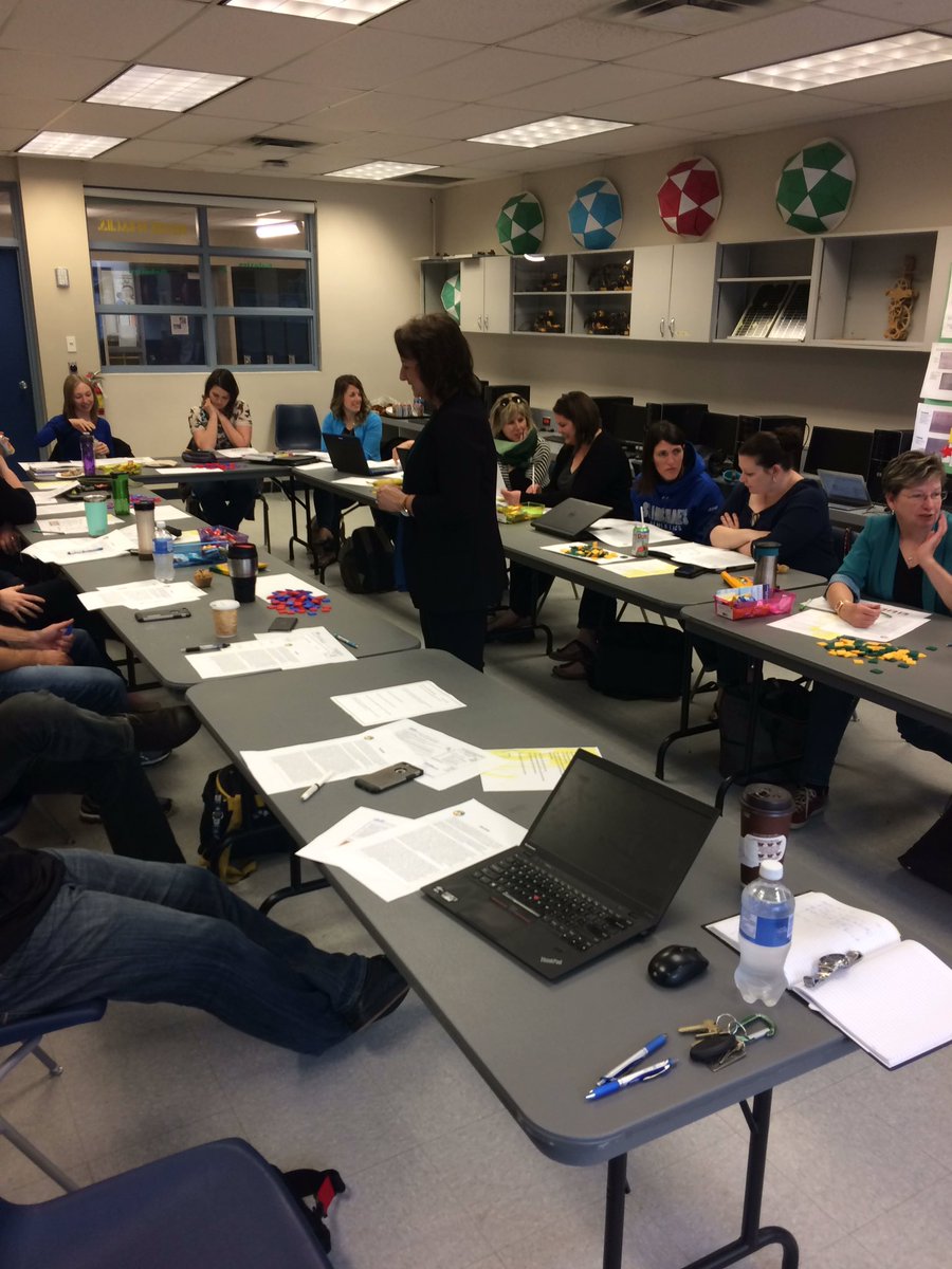 dnoble23's tweet photo. A live look at the intermediate math leads @RCCDSB engaged in the #RMS virtual session https://t.co/nQskzozxtF