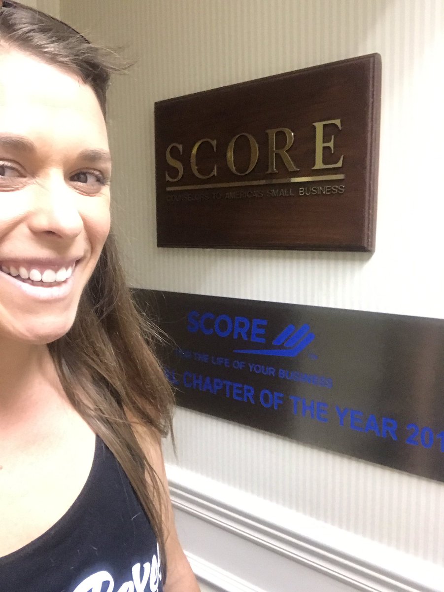 somuchkimmie's tweet photo. Here at @SCOREMentors South Palm Beach for the Women's Roundtable Discussion! 

#WomeninBusiness #BizChampion #bocachamber @baconboxes https://t.co/Qx7heeOMX6