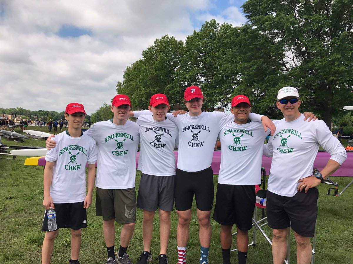 SpackSports's tweet photo. Varsity 4 with an impressive showing qualifying for reps by .6 of a second! The boys race again this afternoon. https://t.co/YqHRlQor8l