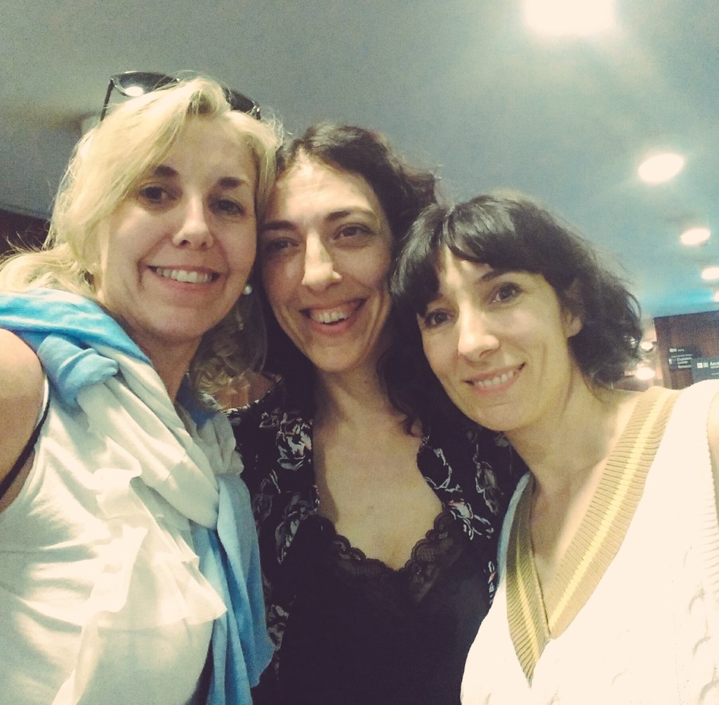 BIB_Cubit's tweet photo. Bueno, bueno, bueno... ¡Cuánto #superprofesional en las #JEID17 de @fesabid! Nos volvemos con muchas ideas y energías renovadas ¡Gracias! https://t.co/9lmyRJmS4a