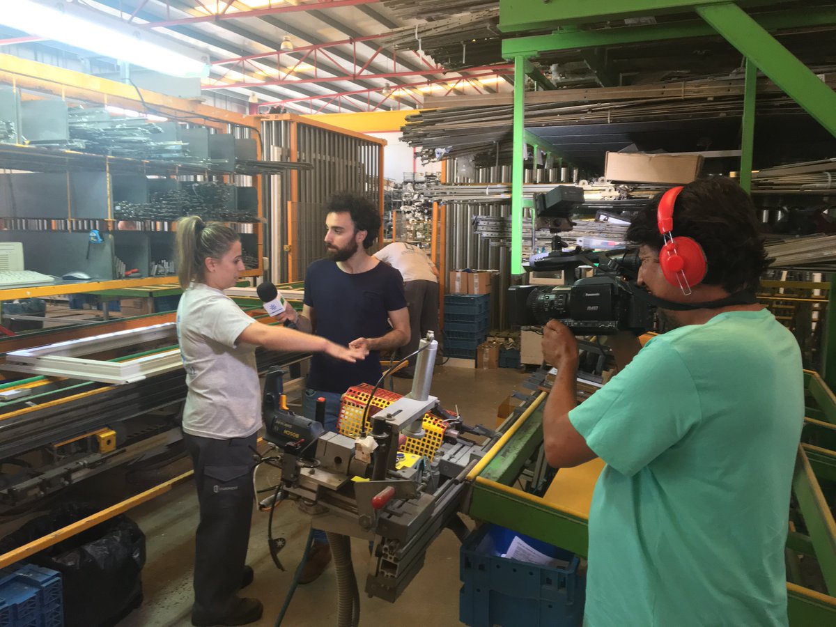 eurovent's tweet photo. ¿Quieres saber más sobre las #ventanaseficientes? No te pierdas esta tarde @adirecto de 18 a 20 horas. Hoy han estado visitándonos. https://t.co/ikeLVOTbuz