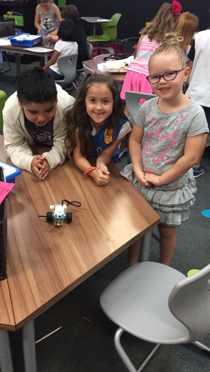 NMcDaniel3rd's tweet photo. So much excitement for the robots!! #AustinLearns #semaustin #mcdanielk1 #1stgradecoders https://t.co/FmnpQL9BcF