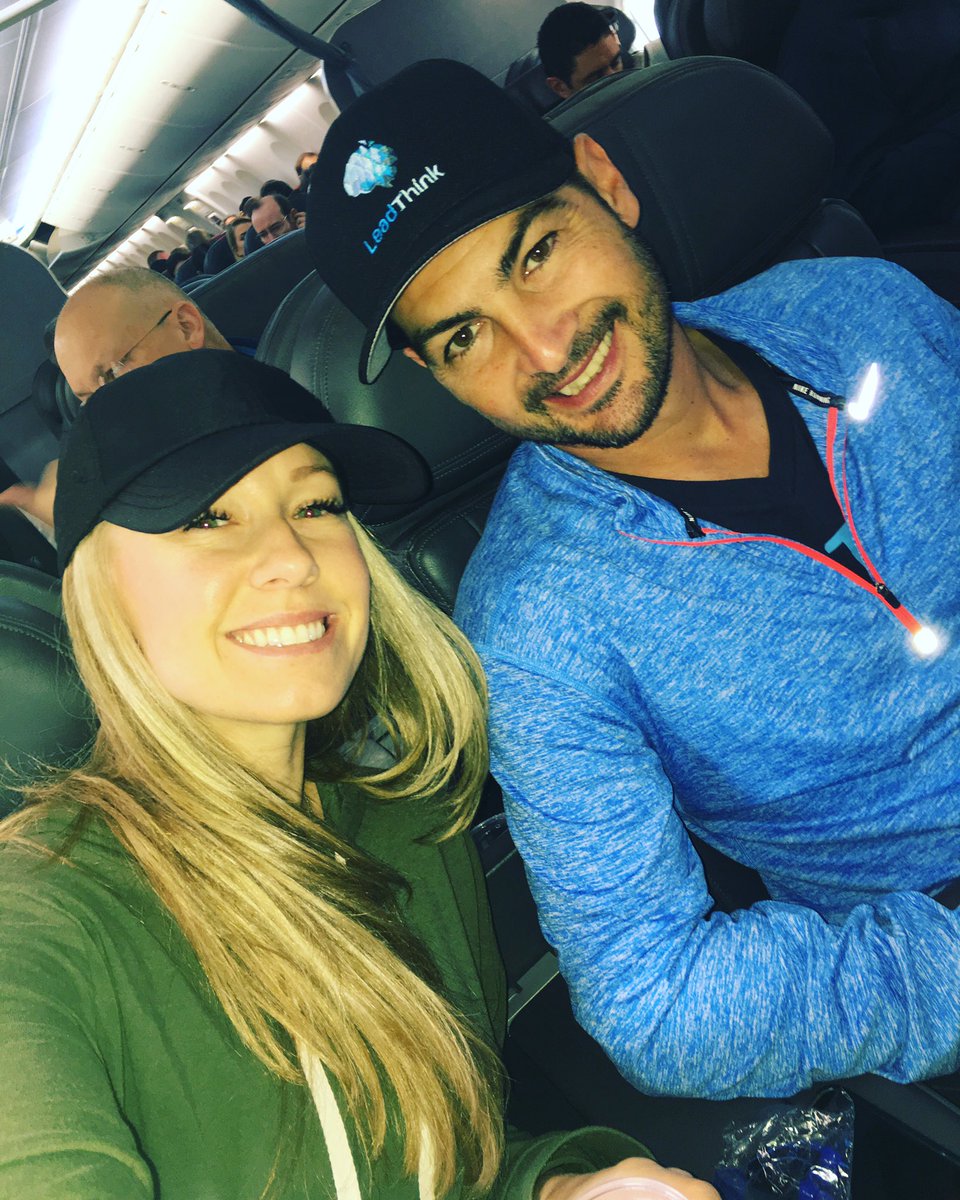 StephsGame's tweet photo. ✌🏼 out shitty weatherrr 😘 https://t.co/bF0I7cxAR6