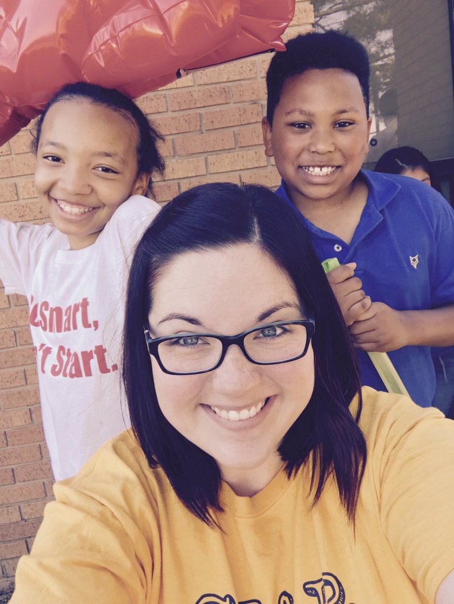 OESMrsC's tweet photo. Last day of school fun! @OESrockSTARS https://t.co/CM5sGNVTMj