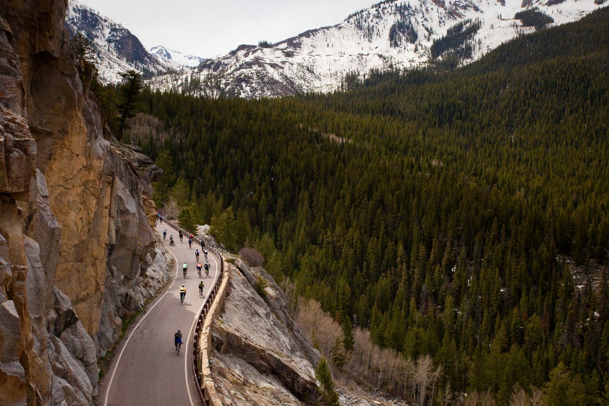 AspenSnowmass's tweet photo. Independence Pass is officially open to vehicle traffic for the season! Travel safe and share the road. https://t.co/2tr0vFfhlx