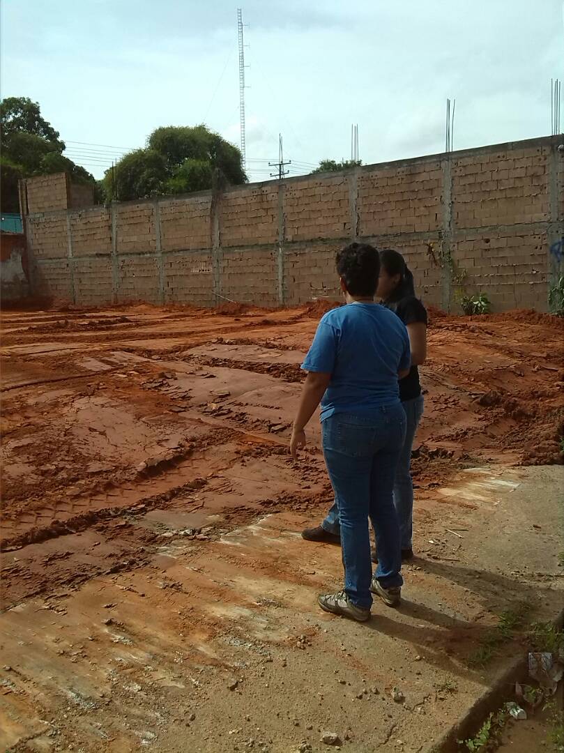 Equipo de Ing. Inspeccion de Anteproyecto ubicado en la calle caracas y 19 de abril. #EnCiudadBolivarQueremosPaz
