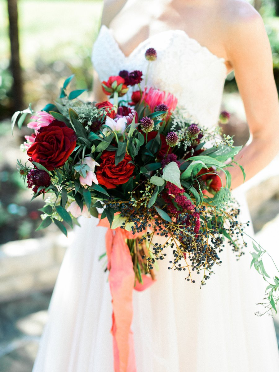 DischEvents's tweet image. #FloralFriday featuring gorgeous blooms from our styled shoot at @hsbresort